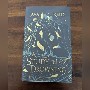 Illumicrate A Study In Drowning